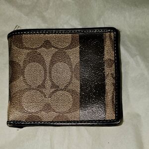 USED COACH WALLET MENS
